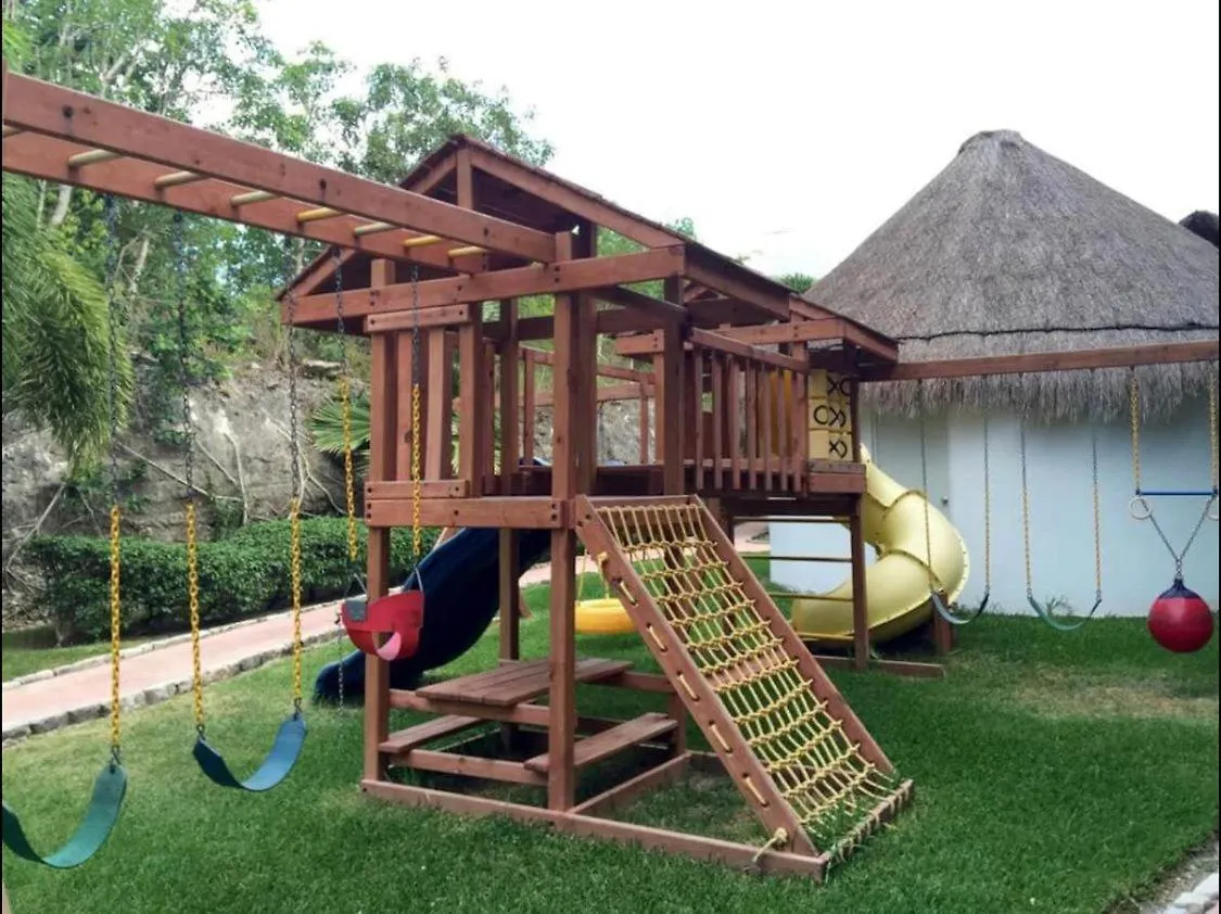 Cozy Apartments In Puerto Morelos location